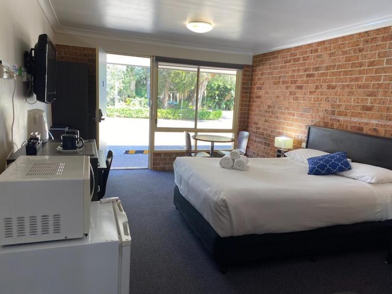 Lake Macquarie Motor Inn Belmont Buitenkant foto